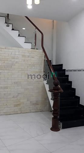 Hình ảnh Bán nha` - Lo` Gốm Q6 - Hẻm xe hơi - 42m2 - 3ty05