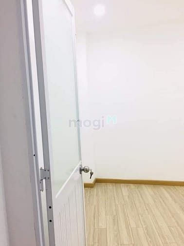 Hình ảnh 🔥Bán nhà 2Tầng Hoàng Văn Thụ - Tân Bình 22m2 2tỷ75