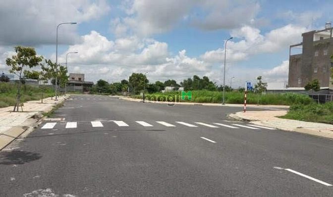 Hình ảnh Đất nền khu đô thị Nam Long 3 Bình Dương. 879 triệu. Sổ riêng.