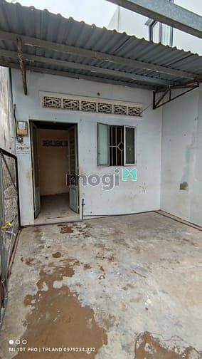 Hình ảnh Bán căn nhà cấp 4 , nhà nát có 2 phòng trọ.