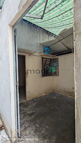 Hình ảnh Bán căn nhà cấp 4 , nhà nát có 2 phòng trọ.