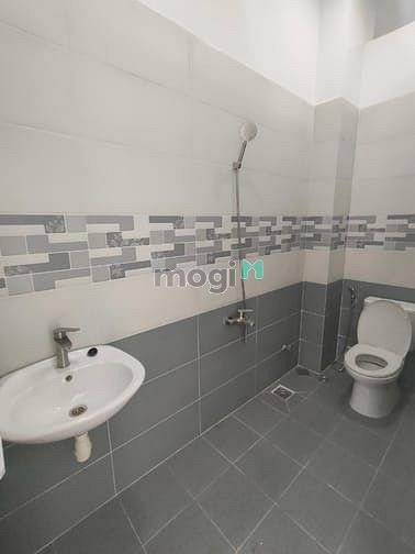 Hình ảnh Nhà 132m2 mới xây hẻm 4m Tám Danh, Phường 4,Quận 8