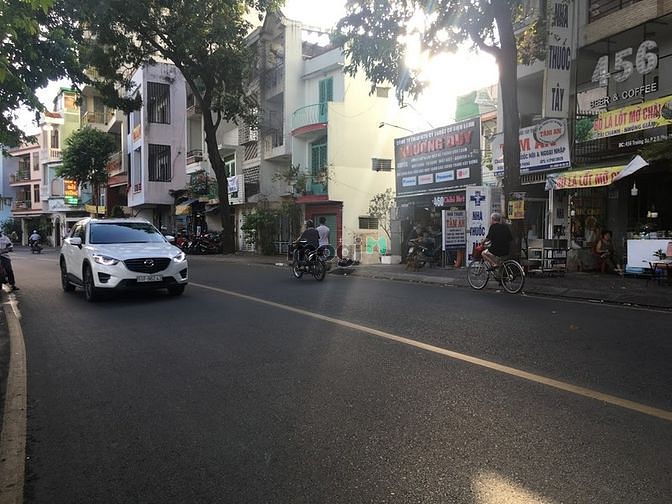 Hình ảnh Nhà Mặt Tiền Hoàng Sa, Quận 3, (6x10m sổ vuông, CN: 58m2, nhà 2 lầu)