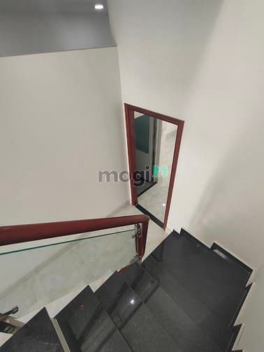 Hình ảnh Nhà 132m2 mới xây hẻm 4m Tám Danh, Phường 4,Quận 8