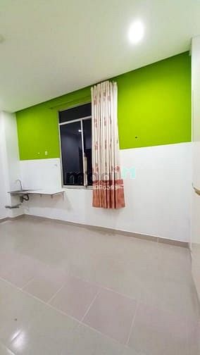 Hình ảnh 3,7tr/th. Giảm thêm khách ở dài hạn. 239 Cao Đạt, p1, Quận 5