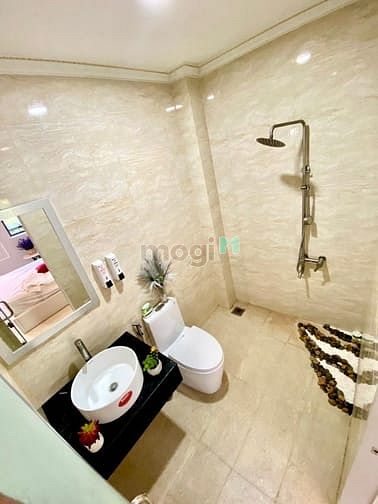 Hình ảnh Phan chu trinh_Ngay chợ bà chiểu_Bạch Đằng_5p về Q1_có ban công
