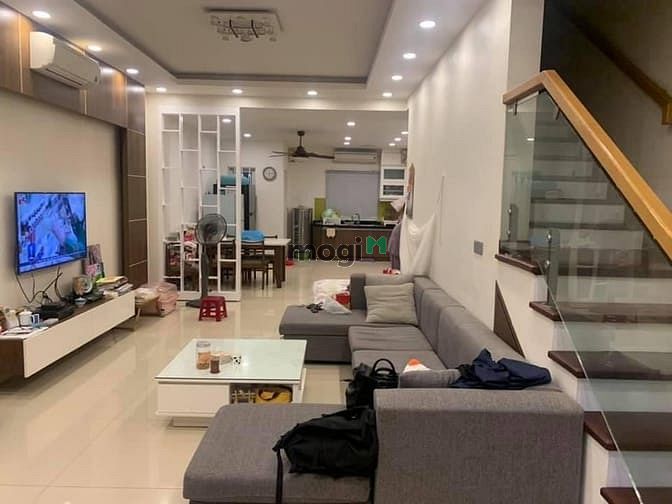 Hình ảnh Rẻ thôi rồi, Nhà phân lô Ngô Quyền Hà Đông, sát ô tô đỗ, 41m, 2.43 tỷ