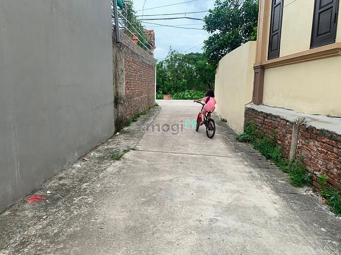 Hình ảnh CC cần bán 47,4m2 đất đường thồng ô tô gần hồ Ngọc Động, Đa Tốn