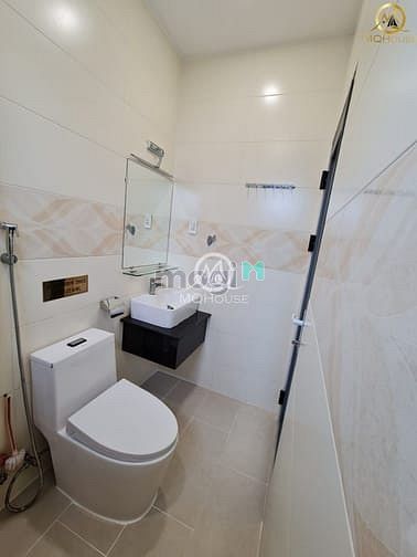 Hình ảnh Cho thuê CHDV bao phí - sân vườn - 30m2 , cửa sổ thoáng , quận 3
