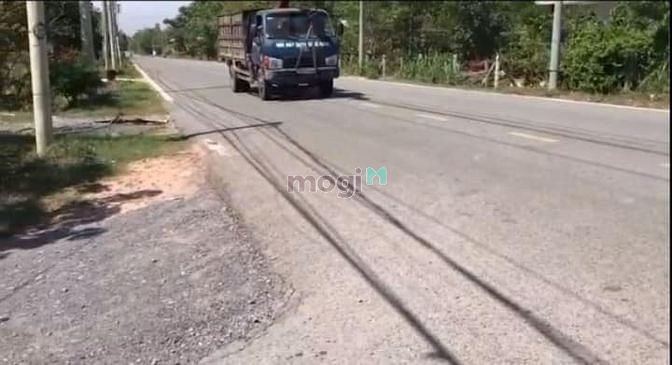 Hình ảnh Đất MT xã Phú Mỹ Hưng Củ Chi  82mx96m, 7600m2 chỉ 11.2 tỷ