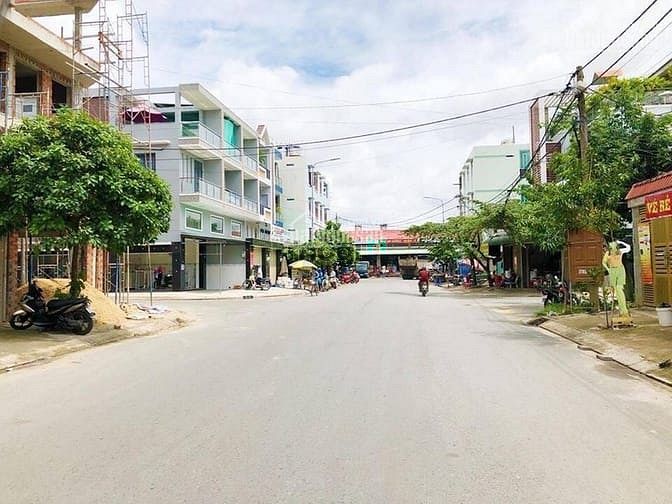 Hình ảnh Bán đất thổ cư Bình Chánh KDC sầm uất ngay BV Chợ Rẫy 2 - đường lớn 16