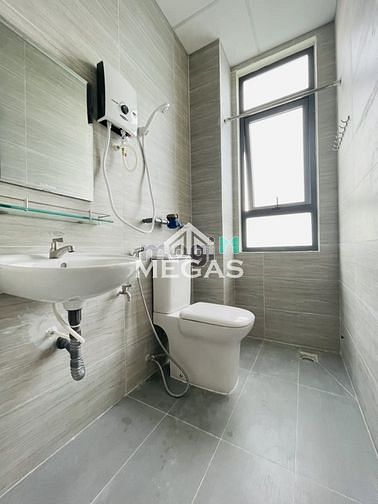 Hình ảnh CHO THUÊ PHÒNG ngay chợ Nguyễn Xí , có cửa sổ thoáng
