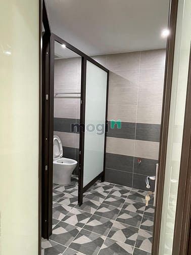 Hình ảnh Cho thuê nhà mặt phố Thái Thịnh phường Thịnh Quang,Đống Đa ,Hà Nội