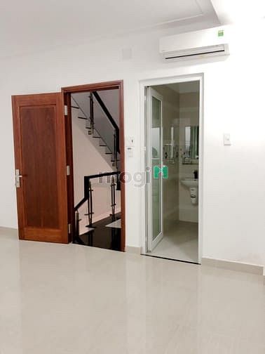 Hình ảnh 𝗕𝗮́𝗻 𝗻𝗵𝗮̀ đ𝘂̛𝗼̛̀𝗻𝗴 𝘀𝗼̂́ 𝟮𝟳, 𝗧𝗮̂𝗻 𝗤𝘂𝘆, 𝗾𝘂𝗮̣̂𝗻 7