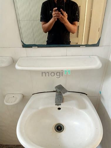 Hình ảnh Phòng trọ Tân Bình 3tr máy lạnh, tủ đồ gỗ, cửa sổ thoáng, máy lạnh