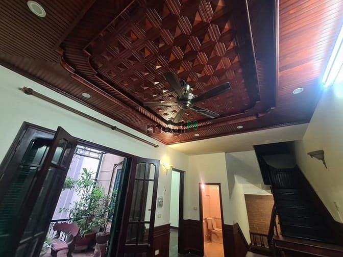 Hình ảnh Bán biệt thự Ái mộ, Bồ Đề, hơn 6 tỷ, đông nam