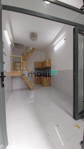 Hình ảnh 10M Ra Phan Xích Long -Phú Nhuận. 18M, Chỉ 3 Tỷ 5