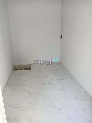 Hình ảnh Duy Nhất Một Căn Không Có Căn Thứ 2.