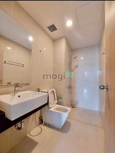 Hình ảnh Golden Mansion 2pn 2wc View Công Viên cho thuê chỉ 15tr/tháng