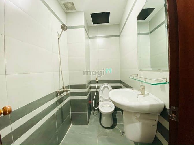 Hình ảnh CHDV MỚI 100%, full nội thất, thang máy, giá 6tr, Trần Huy Liệu, q.PN