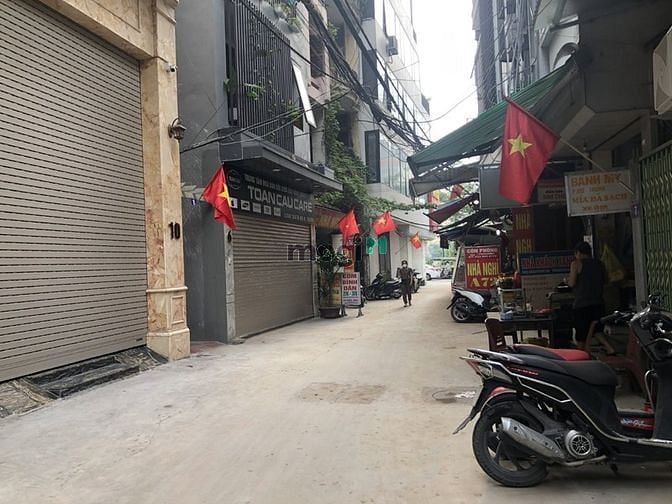 Hình ảnh Bán nhà Tôn Thất Tùng, 35m2, 5 tầng, 3,68 tỷ