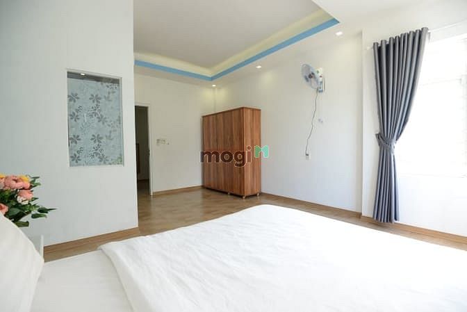 Hình ảnh Cho thuê nhà gần Phạm Văn Đồng 3PN full NT có sân vườn