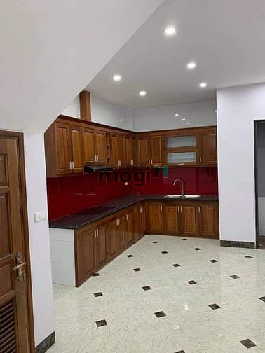 Hình ảnh 49m 5 tầng bồ đề- mới đẹp - lô góc- gara ô tô- ở vip nhỉnh 5 tỷ