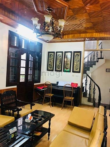 Hình ảnh 49m 5 tầng bồ đề- mới đẹp - lô góc- gara ô tô- ở vip nhỉnh 5 tỷ