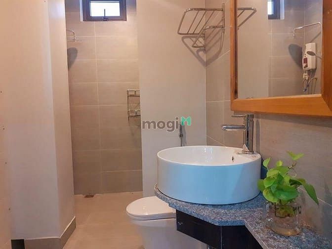 Hình ảnh Giam giá cho thuê nhanh căn studio đầu cầu Rồng 40m2 có cửa gió mát