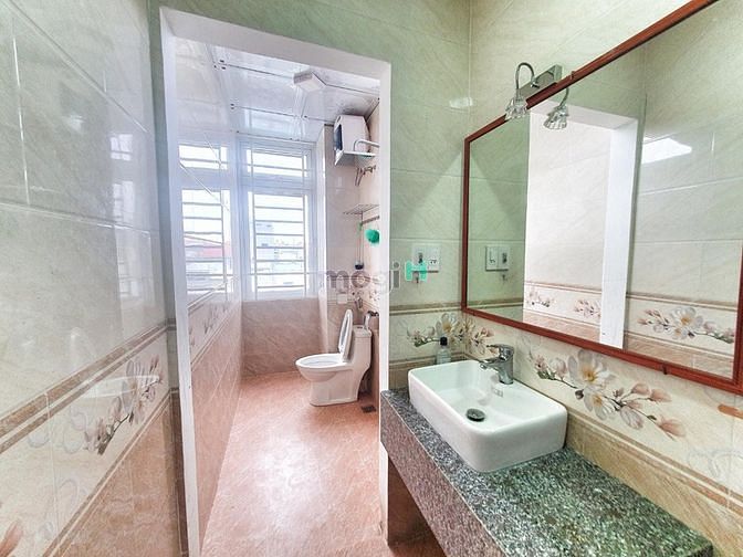Hình ảnh Cho Thuê Căn Hộ 2PN 50m2 Ngay Đầu Cầu Rồng