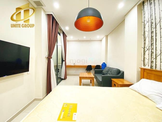 Hình ảnh Studio siêu rộng bancon full NT Quận 1 tiện nghi dễ di chuyển🌷