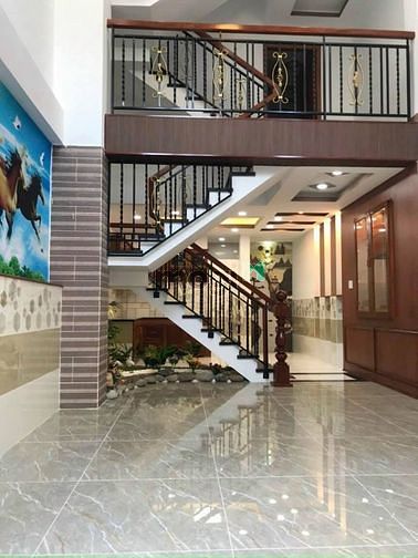 Hình ảnh Bán nhà 622/ Cộng Hòa 208M2 SD chỉ hơn 9 tỷ.
