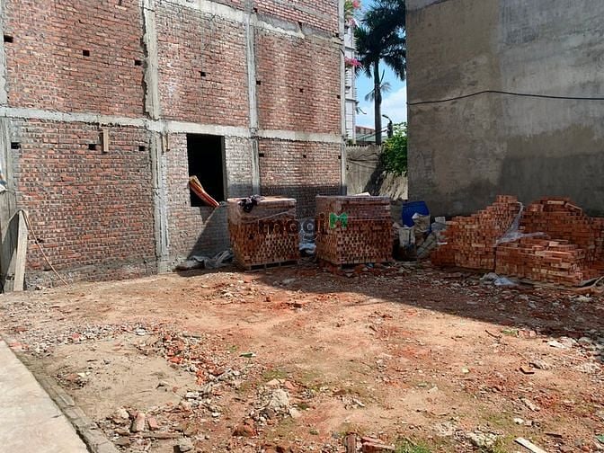 Hình ảnh Tôi cần bán mảnh đất 30,5m2 ngõ 210 Đức Giang, Thượng Thanh, Long Biên