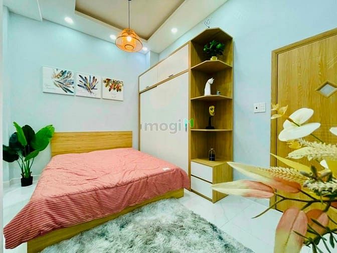 Hình ảnh Cho Thuê Nhà 3 Lầu 4 Phòng Khu Làng Báo Chí