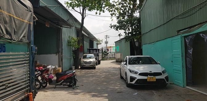 Hình ảnh Cho thuê kho 360m2 NỀN FULL GẠCH MEN đường Bạch Đằng, Q. Tân Bình.