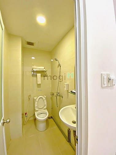 Hình ảnh Căn Hộ 1PN, BANCOL cửa sổ, THANG MÁY- FuLL NT cao cấp, giá siêu rẻ