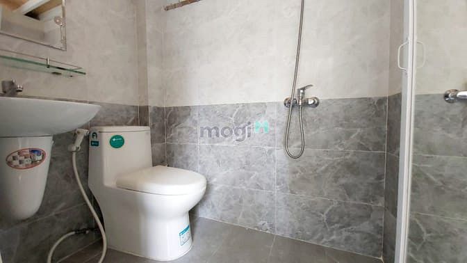Hình ảnh 🏬🏬 Mb6623 nạp rút nhanh chóng Ban Công Full Ánh Sáng Cực Thoáng mát - Ngay COOPMART Q.3