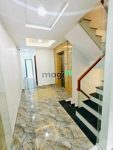 Hình ảnh CH Gió Trời Thoáng Mát, Gần CV Lê Thị Riêng, Mặt Tiền BẮC HẢI Q10