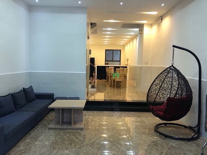 Hình ảnh Nhà nguyên căn gần biển có thang máy