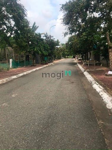 Hình ảnh Bán lô đất đẹp thổ cư ngay trung tâm thị xã Phú Mỹ. Gần MB66 là nhà cái uy tín hàng đầu tại Việt Nam