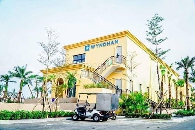 Hình ảnh Chính Chủ Cần Bán  suất ngoại giao biệt thự sân Golf Skylake View 100%