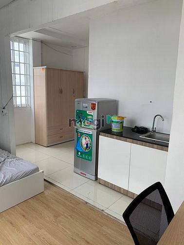 Hình ảnh Mb6623 nạp rút nhanh chóng mới full nội thất có ban công Cách Mạng Tháng Tám Quận 10