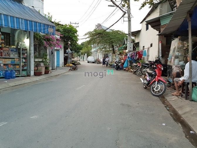 Hình ảnh Chủ cần bán đất tại Tăng Nhơn Phú A, Quận 9, Tp Thủ Đức