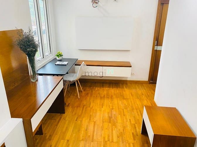 Hình ảnh Căn Hộ Studio Ban Công Rộng, Thông Thoáng Gần CV Lê Thị Riêng Giáp Q1