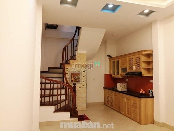 Hình ảnh Bán nhà Tôn Thất Tùng, 34m2, 4 tầng, 3.75 tỷ