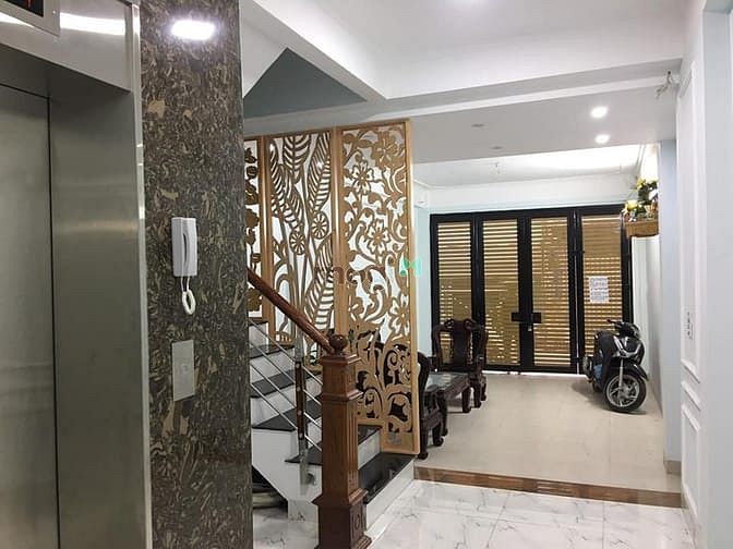 Hình ảnh Bán nhà Đội Cấn, 66m2, 6 tầng, thang máy, 13,9 tỷ