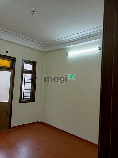 Hình ảnh Bán nhà đẹp Láng Hạ, 42m2, 4 tầng, mt 4m, 4.7 tỷ