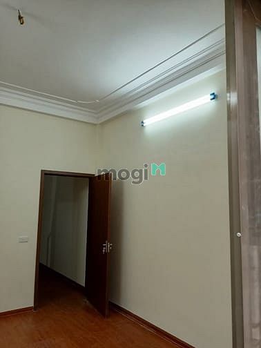 Hình ảnh Bán nhà đẹp Láng Hạ, 42m2, 4 tầng, mt 4m, 4.7 tỷ