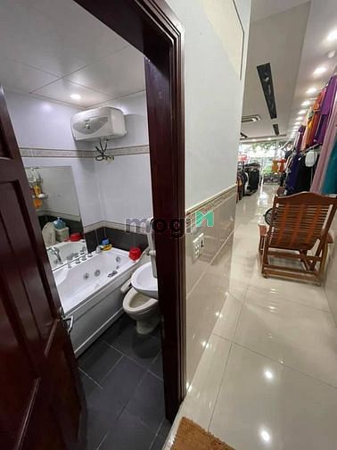 Hình ảnh Cần bán nhà Đường Lý Phục Man Quận 7