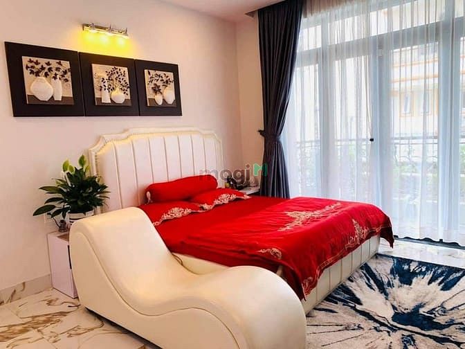 Hình ảnh Cần bán nhà Đẹp Đường 51 Quận 7